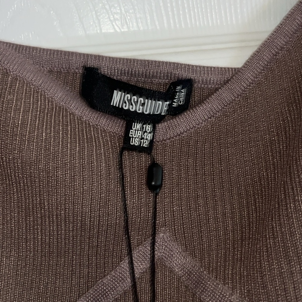 Missguided Chocolate Ribbed Camisole - Picture 2 of 4